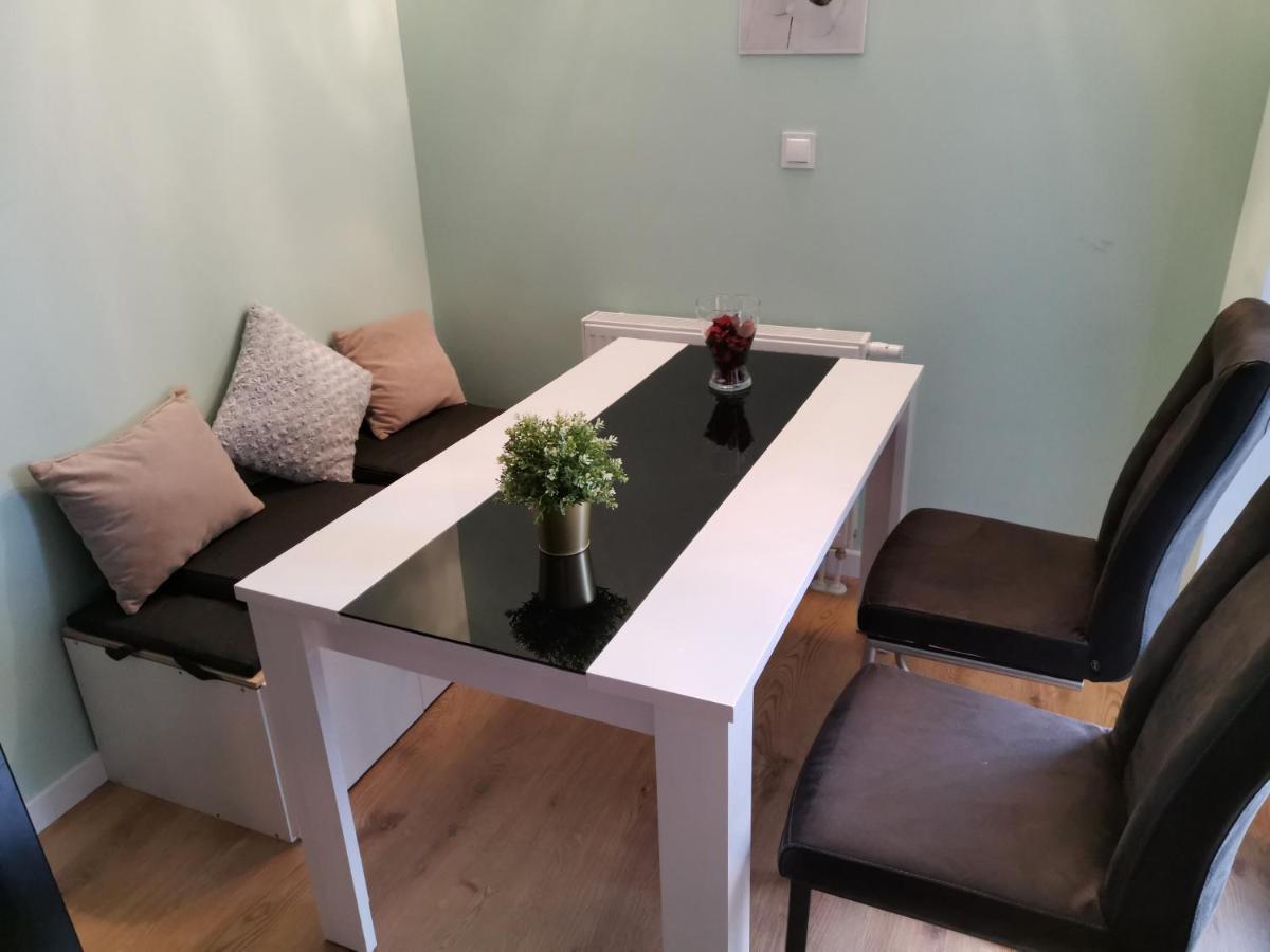 Maglonia Apartment Wrocław Eksteriør billede